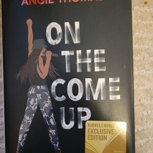 Angie Thomas On The Come Up Autographed 1st Edition Hardback Excellent Cond B&N
